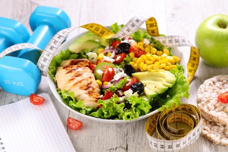 Best Diet Plan for Working Women in 2025 to Stay Healthy & Energized All Day