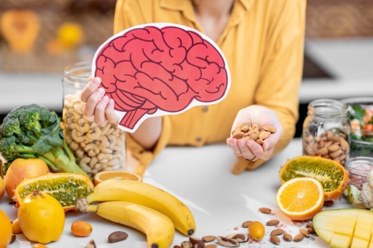 What to Eat for a Healthy Brain in 2025 | Boost Focus, Mood, and Memory with the Right Foods